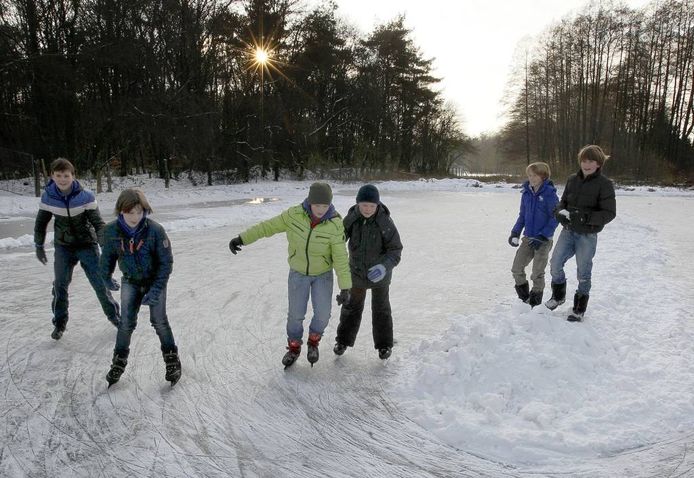 Bij zonsopgang Ontwaken Startpunt Kinderen schaatsen in Ugchelen | Apeldoorn | destentor.nl