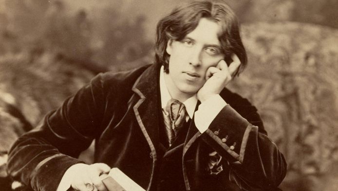 Schrijver Oscar Wilde, gefotografeerd door Napoleon Sarony
