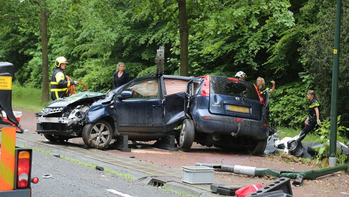 verkeerschaos op n44 door ernstig ongeluk den haag ad nl