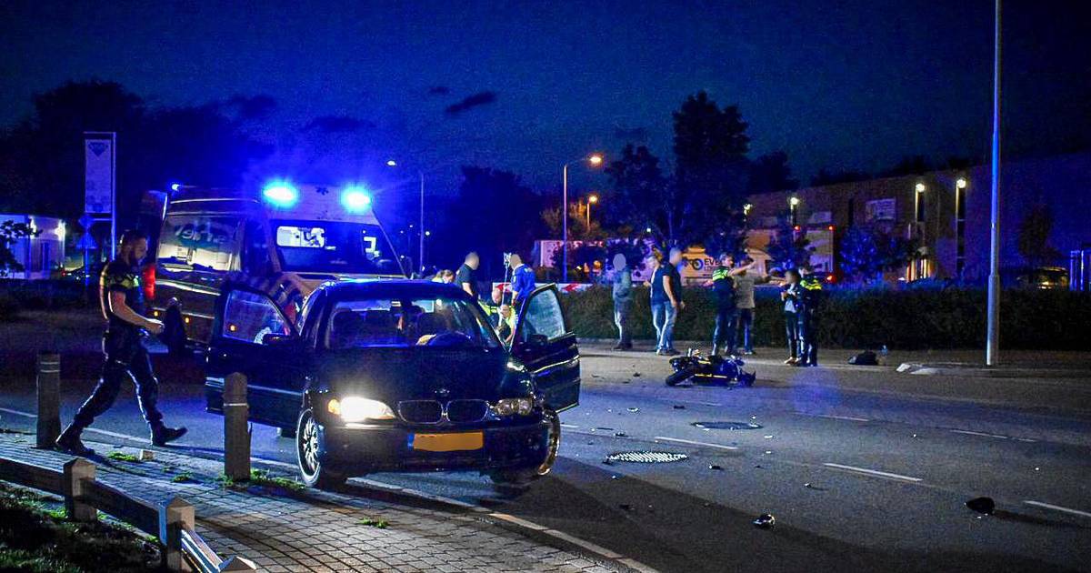 Motorrijder zwaargewond bij botsing met auto op Nijverheidsstraat in Bemmel.