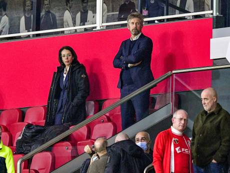 Edwin van der Sar dacht even aan opstappen bij Ajax: ‘Waar doe ik het nog voor, dacht ik’