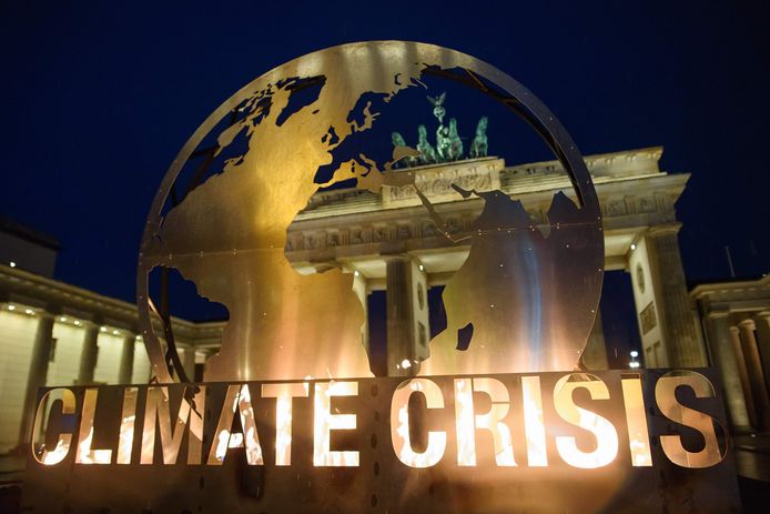 Een installatie over de klimaatproblematiek aan de Brandenburgse Poort in Berlijn.