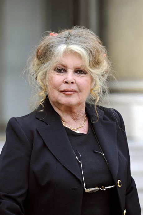 Brigitte Bardot menace à son tour de quitter la France