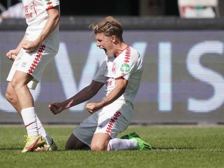 Sem Steijn bezorgt FC Twente in blessuretijd toch drie punten bij NEC