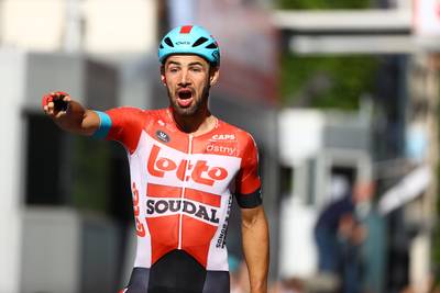 Campenaerts wint Tour of Leuven op WK-parcours na sprintje tegen Stybar