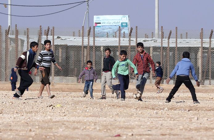 Syrische kinderen spelen in het vluchtelingenkamp Zaatari.