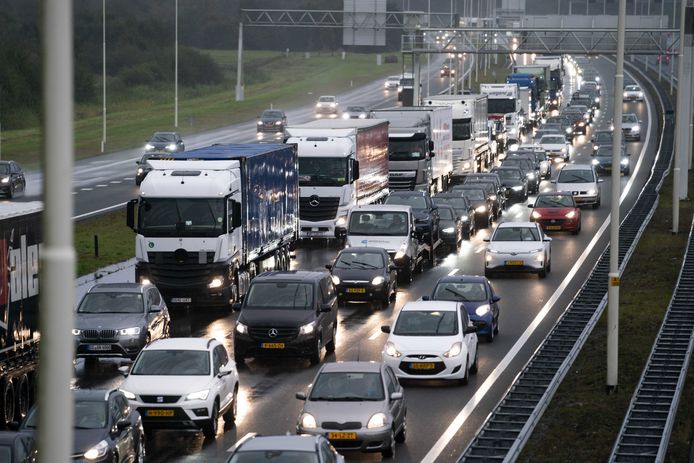 Drukte op de A28.