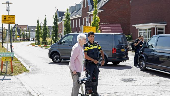 Geschokte burgemeester direct in actie na nieuwe explosie Hoef en Haag: ‘Van de gekke dat je dit doet’