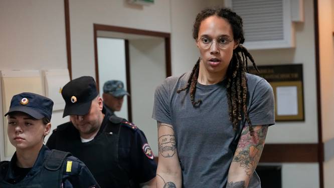 Amerikaanse basketbalvedette Brittney Griner overgeplaatst naar Russische strafkolonie