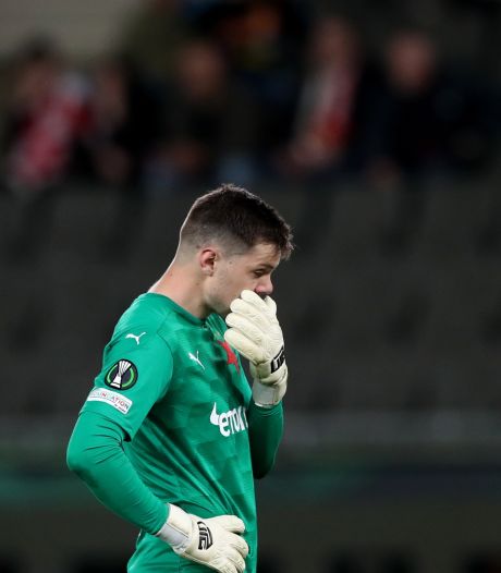 Tsjechische media zien Slavia-doelman falen tegen  Feyenoord: ‘Hij stond met tranen in de ogen’