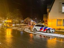Man ernstig gewond bij val van dak in Loenen