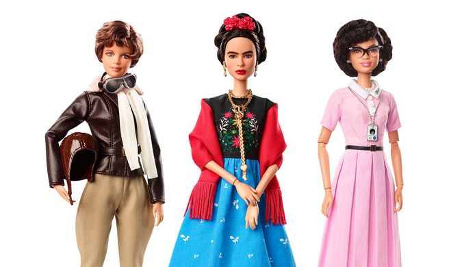 Familie over Barbie van Frida Ze heeft geen unibrow | Show |