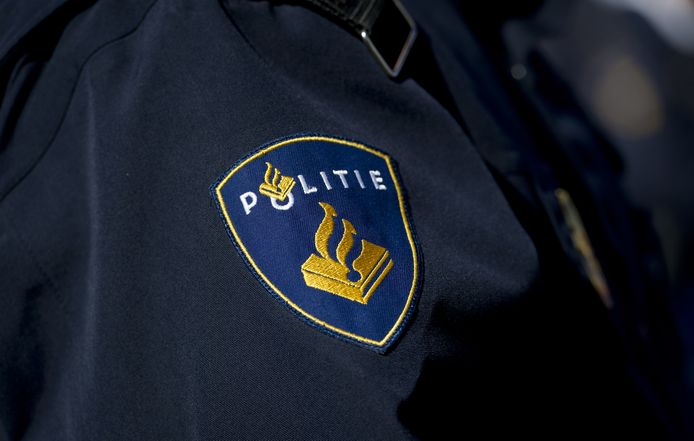 Het vuurwerk en de verdovende middelen zijn vrijdagnacht meegenomen voor onderzoek.