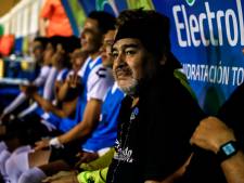 Maradona, furieux contre l'arbitrage, va quitter son poste d'entraîneur