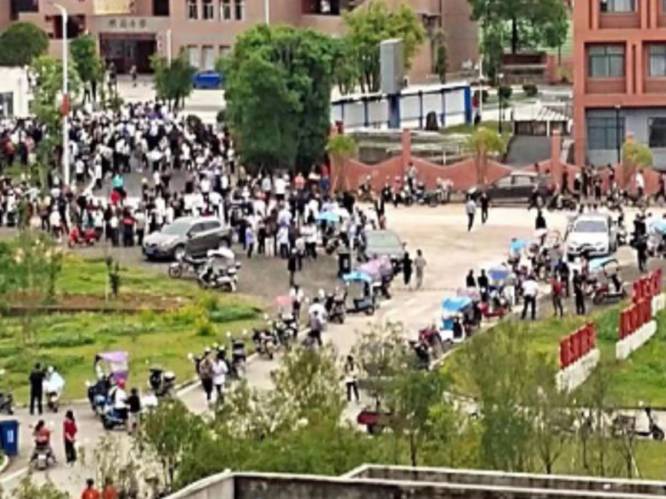 Vrouw steekt verschillende kinderen neer op Chinese basisschool: "Twee doden en tien gewonden”