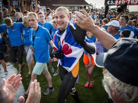 Maarten van der Weijden maakt van Elfstedentocht een triatlon voor het goede doel