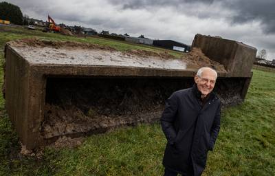 Een Neerkantse loopgraaf niet naar Overloon maar blijft in dorp, de ander gaat puinbreker in