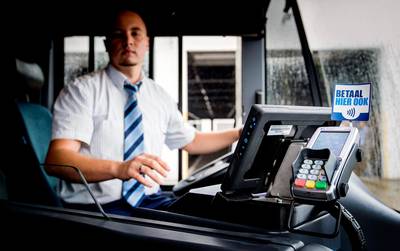 Vakbond woest over contant geld in bus