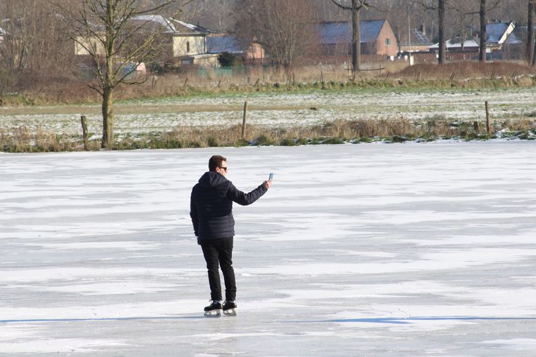 Vorig jaar doken er al schaatsers op de Assebroekse Meersen op. Beeld Mathias Mariën
