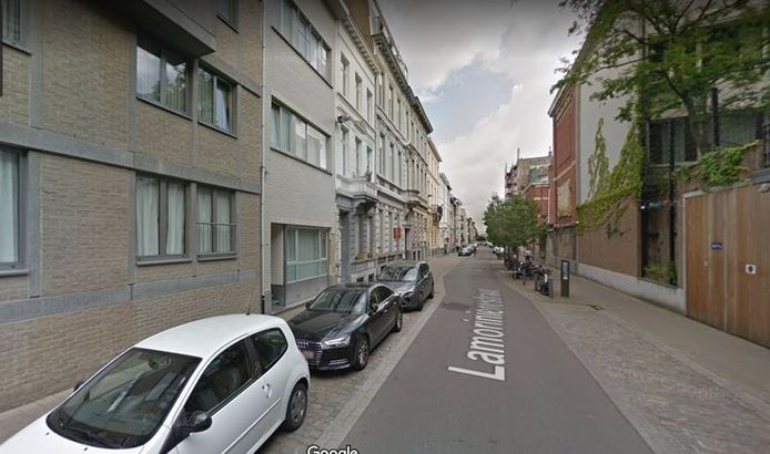 De politie was gealarmeerd door een bewoner van de Lamorinièrestraat
