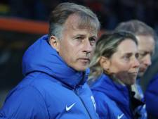 Conflict in vrouwenvoetbal drijft bondscoach Andries Jonker tot wanhoop: ‘Dit krijg je niet uitgelegd’