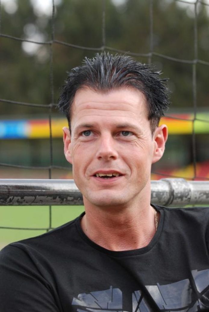 Voetbal laat Roel Rouwenhorst nog niet los | Overig | destentor.nl