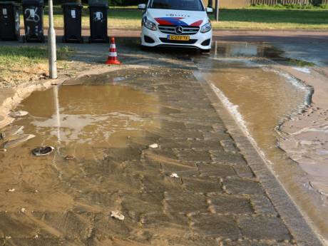Gesprongen waterleiding in Den Bosch gerepareerd