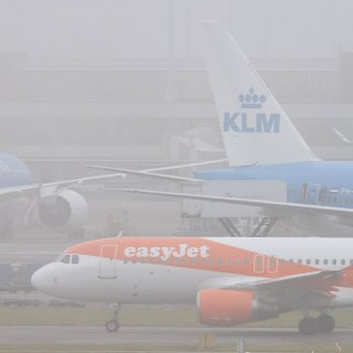 Code yellow due to fog, delays and flight cancellations at Schiphol