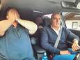 Vol emotie slaat vader Gijs Sonnema na het gesprek imet zijn zoon in de auto bij John van den Heuvel de handen voor zijn ogen.