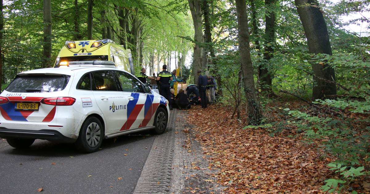 Motorrijders gewond bij ongeval vlakbij kasteel in Vorden.