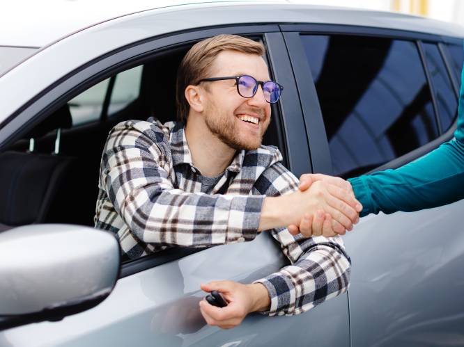 Auto verkopen: wat is de veiligste, snelste en meest rendabele manier? “Als je dit doet, mag de politie je wagen wegslepen”
