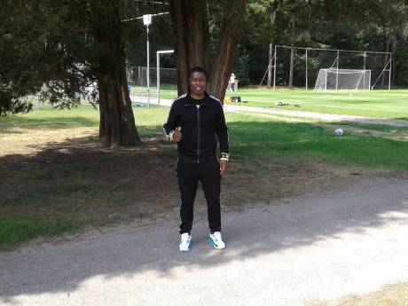 Edison Méndez via zijn zoon terug bij PSV: ‘Huub Stevens was gewoon een goede trainer’