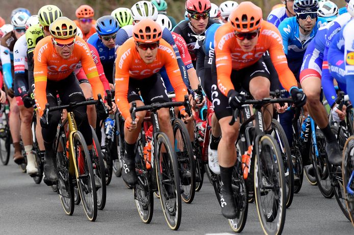 Donkere wolken pakken zich steeds meer samen boven Team CCC