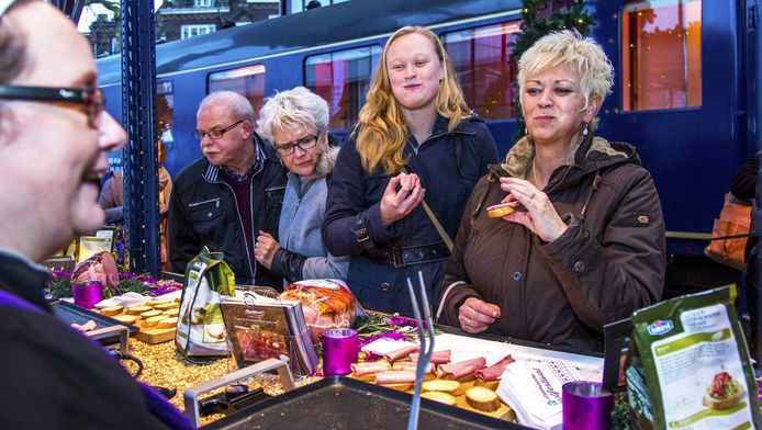 Supers Halen Alles Uit De Kast In Strijd Om De Kerstklant Economie Ad Nl