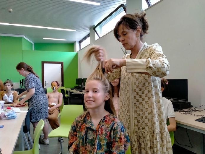 Leerlingen maken zich klaar voor opvoering musical