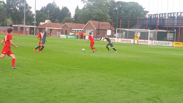 Jong FC Twente verloor in Hengelo met 3-0 van FC Groningen.