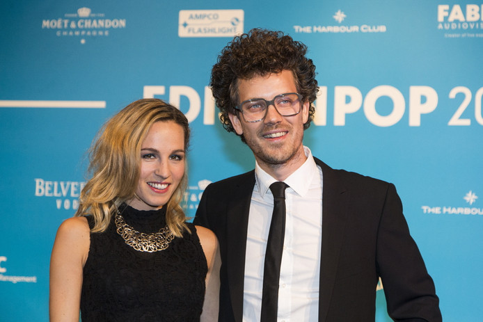 Family photo of the DJ, dating Krystl Pullens, famous for 3FM Serious Request & Paul!.