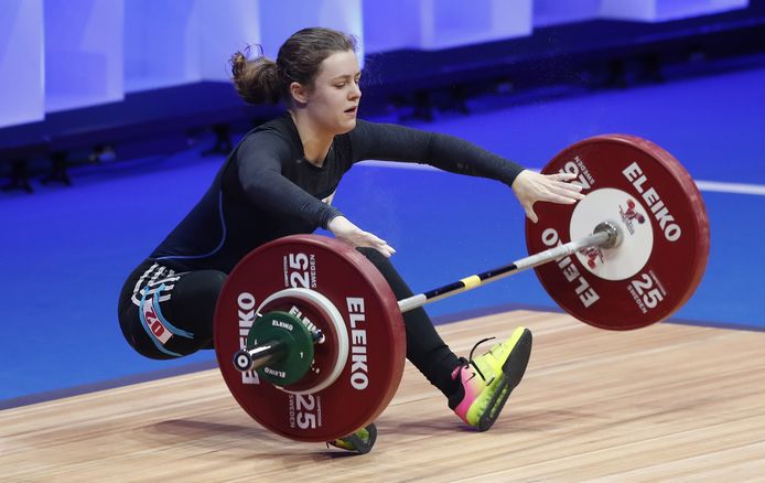 De amper 18-jarige gewichthefster Nina Sterckx ziet haar olympische droom werkelijkheid worden en mag naar de Olympische Spelen in Tokio van komende zomer.