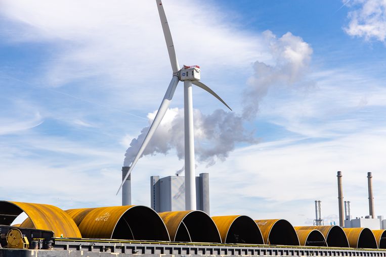 De Haliade-X op de Tweede Maasvlakte is één van de grootste en krachtigste windturbine ter wereld.  Beeld ANP / Sandra Uittenbogaart
