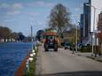 Het staat er niet best voor met de wegen in Twenterand. Ook rondom kanaal Almelo - De Haandrik zijn er duidelijk zorgen (archieffoto).