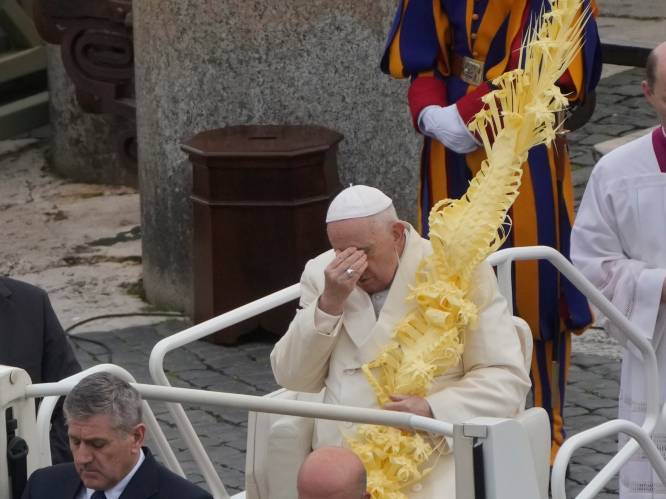 Paus over ziekenhuisopname: “Paar uur later en ik had dood kunnen zijn”