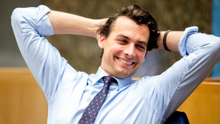 Vleugel Thierry Baudet arriveert op Binnenhof | Het Parool