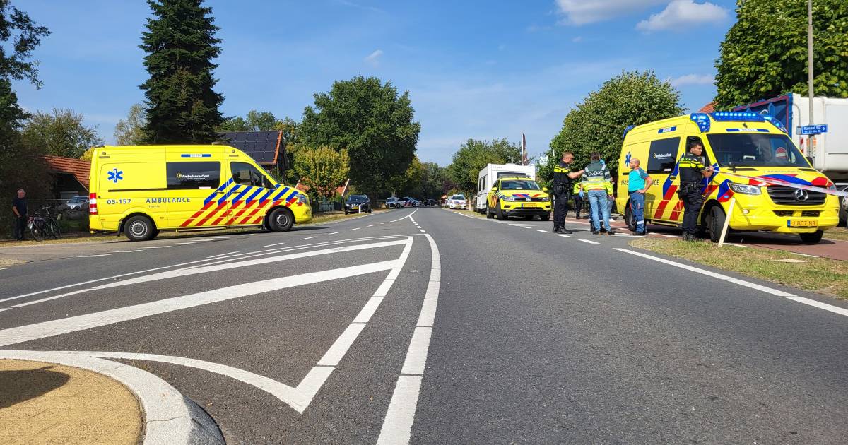 Fietser omgekomen bij ongeval met vrachtwagen in Albergen.