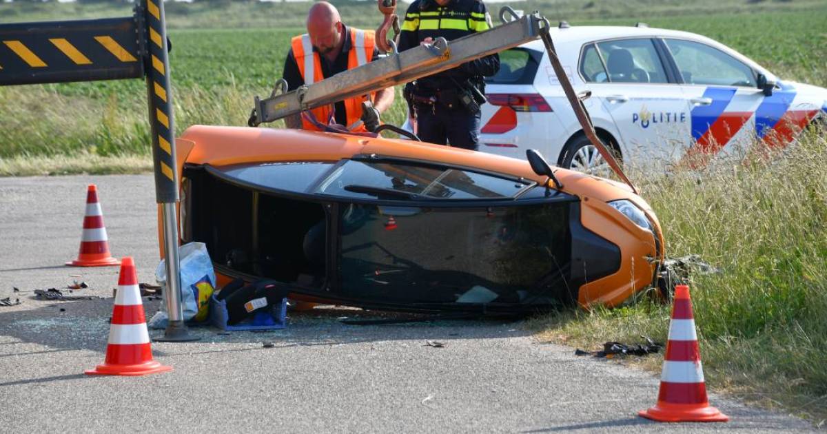 Hans houdt slechts lichte verwondingen over aan de botsing met zijn brommobiel; ‘ik zag hem niet aankomen, pas toen hij mijn r