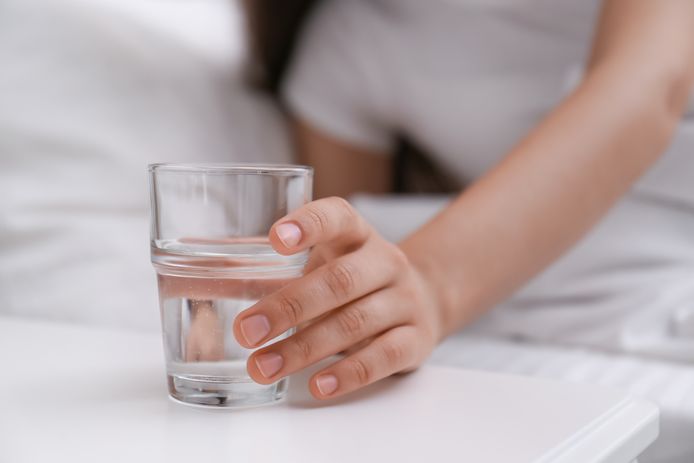 Mag je een glas water dat je een nacht hebt laten staan zomaar nog opdrinken?