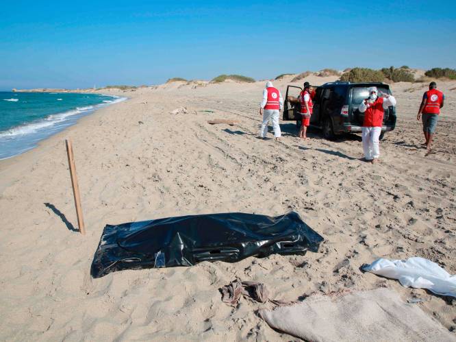Al 66 lichamen geborgen na schipbreuk voor Libische kust