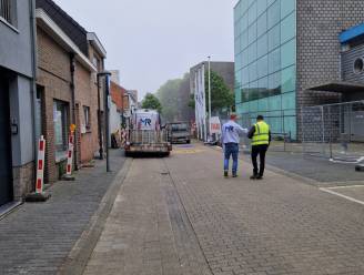 Pastoor De Nevestraat twee weken afgesloten door werken aan CC Herbakker