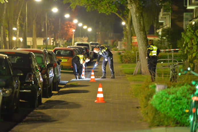 Politie doet onderzoek naar de steekpartij in Apeldoorn.