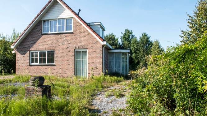 Bewoners van recreatiewoning in Zeewolde willen dwangsom terug: ‘Zie maar eens in twee weken een ander huis te vinden’