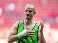 Vaclav Cerny bedankt het publiek na de wedstrijd tegen Heerenveen.
